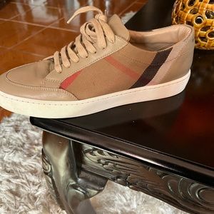 Burberry sneakers